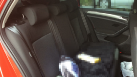 内装後方シート