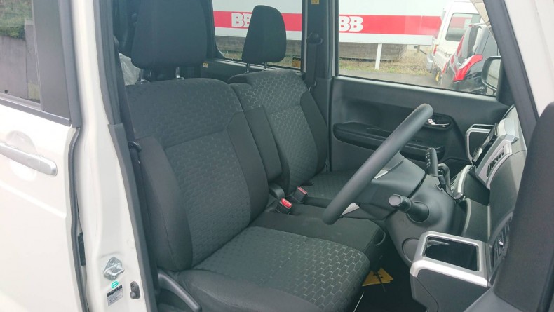 内装前方シート