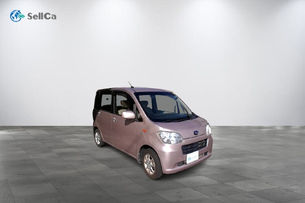 スバル　ルクラの車種サムネイル画像