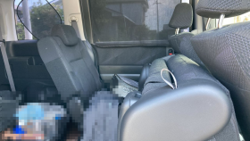 内装後方シート