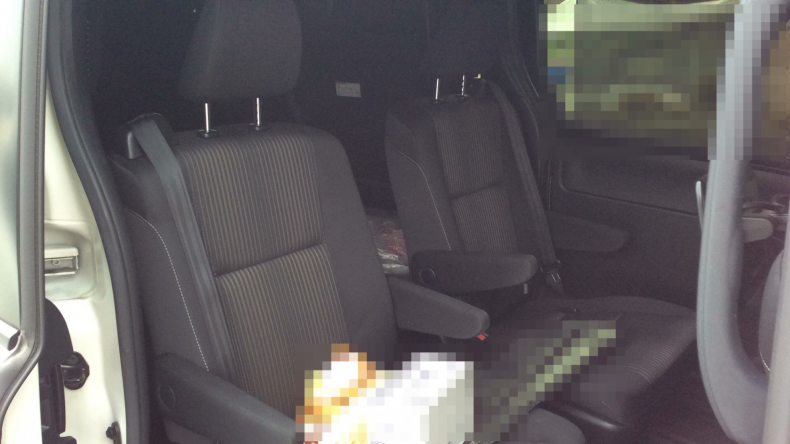 内装後方シート