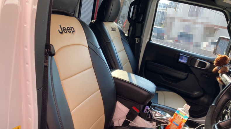 内装前方シート