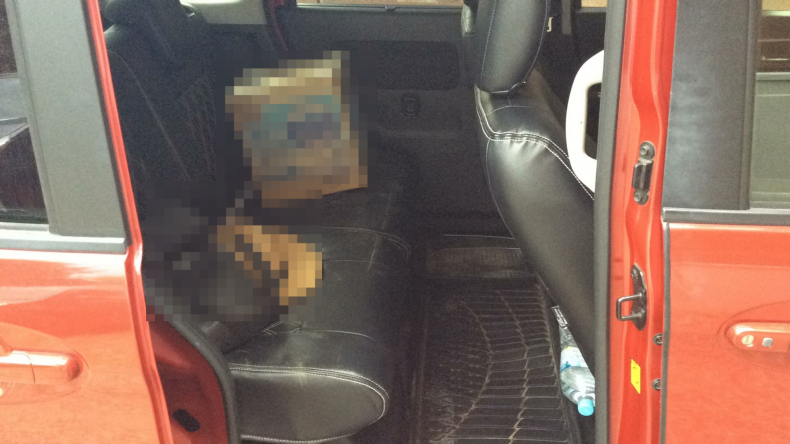 内装後方シート