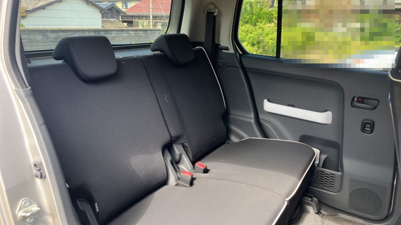 内装後方シート