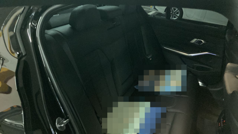 内装後方シート