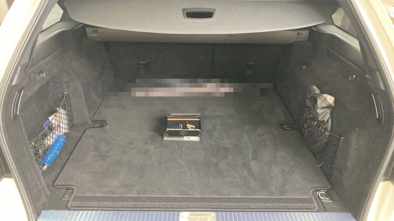 内装トランク