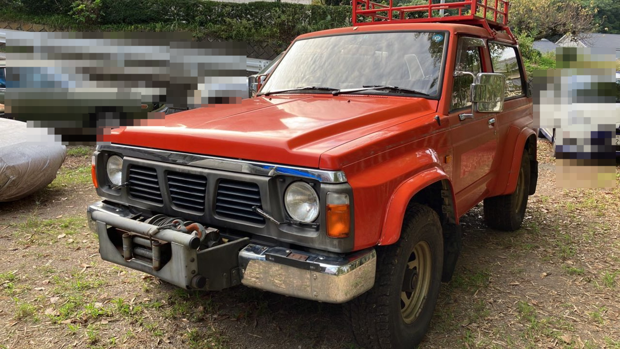 日産　サファリ グランロードリミテッドの車種サムネイル画像