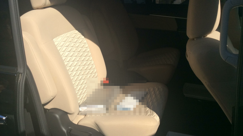 内装後方シート