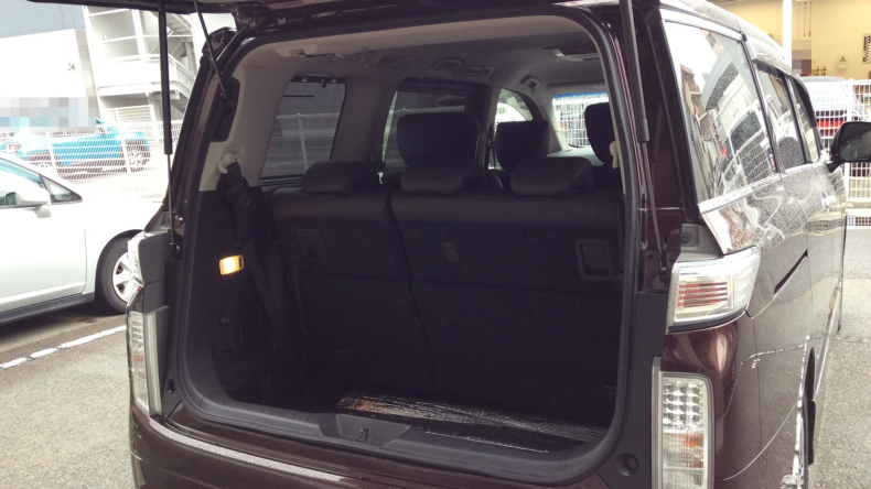内装トランク