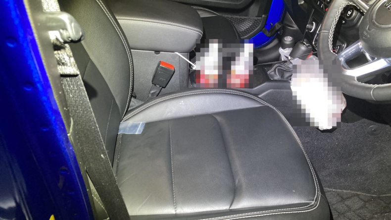 内装前方シート