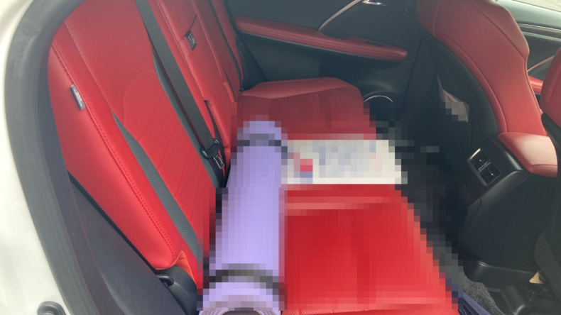 内装後方シート