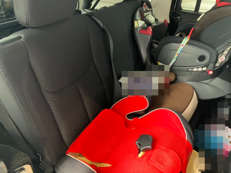 内装後方シート