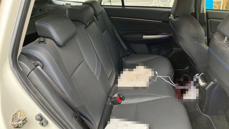 内装後方シート