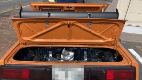 内装トランク