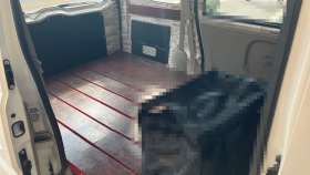 内装後方シート