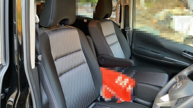 内装前方シート