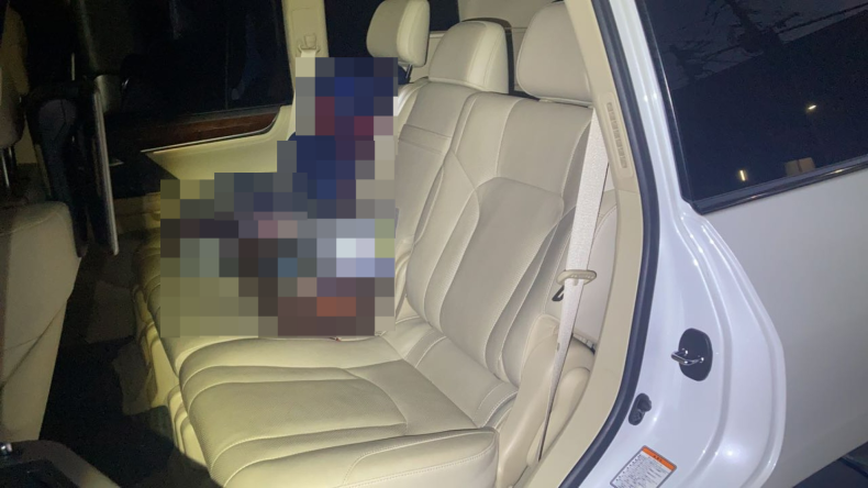 内装後方シート