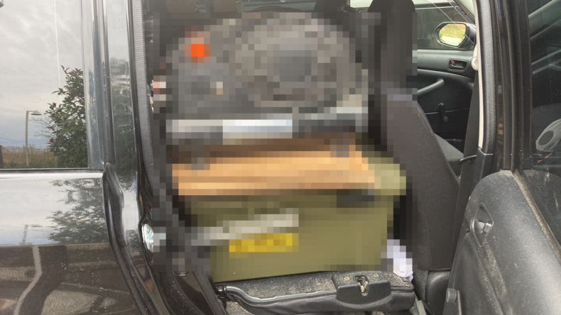 内装後方シート