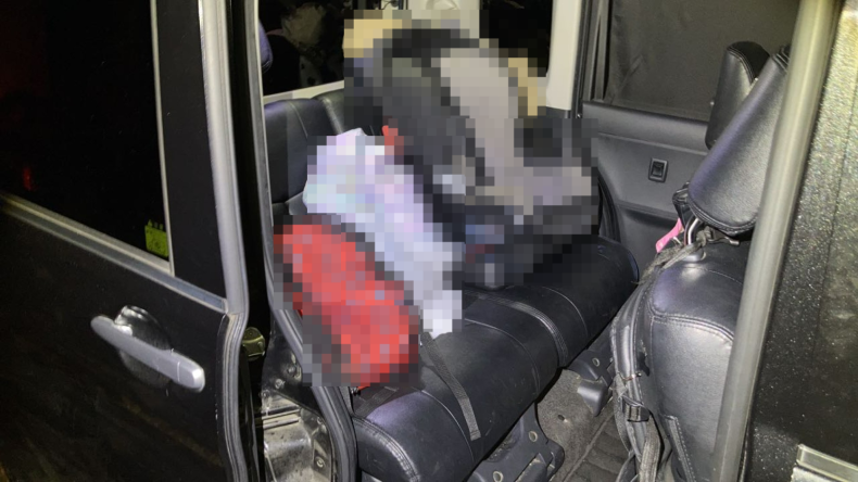 内装後方シート