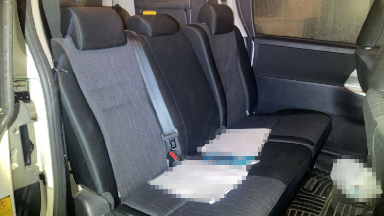 内装後方シート