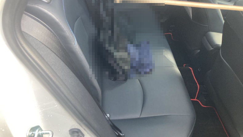 内装後方シート