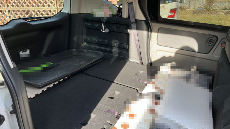 内装後方シート