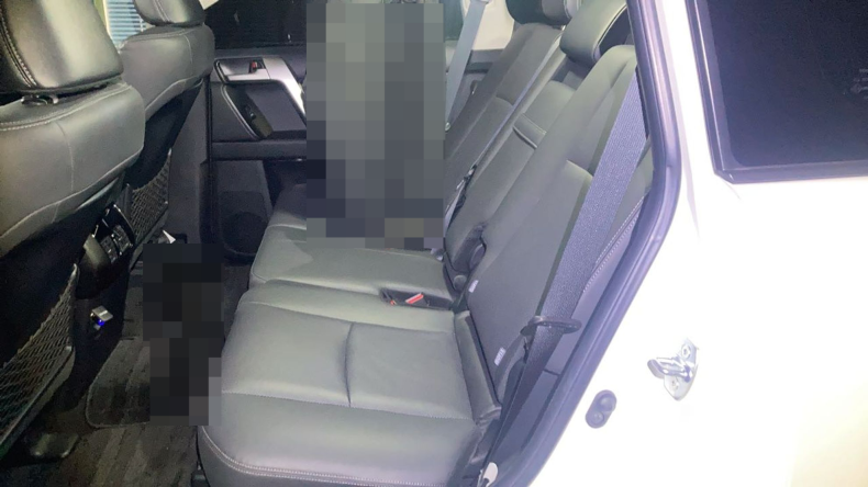 内装後方シート