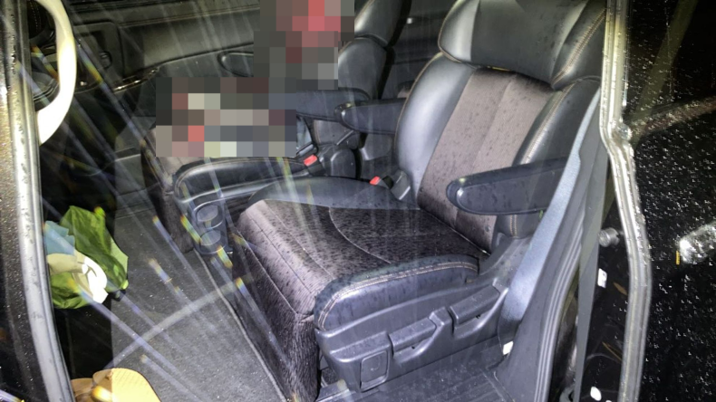 内装後方シート