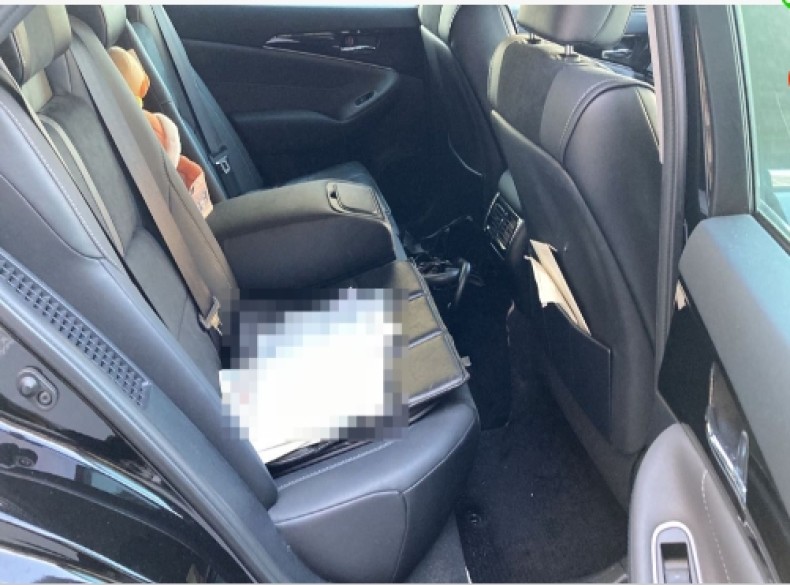 内装後方シート