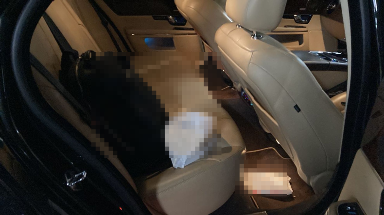 内装後方シート