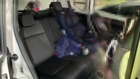 内装後方シート