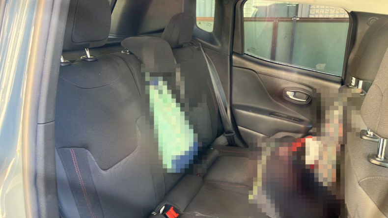 内装後方シート