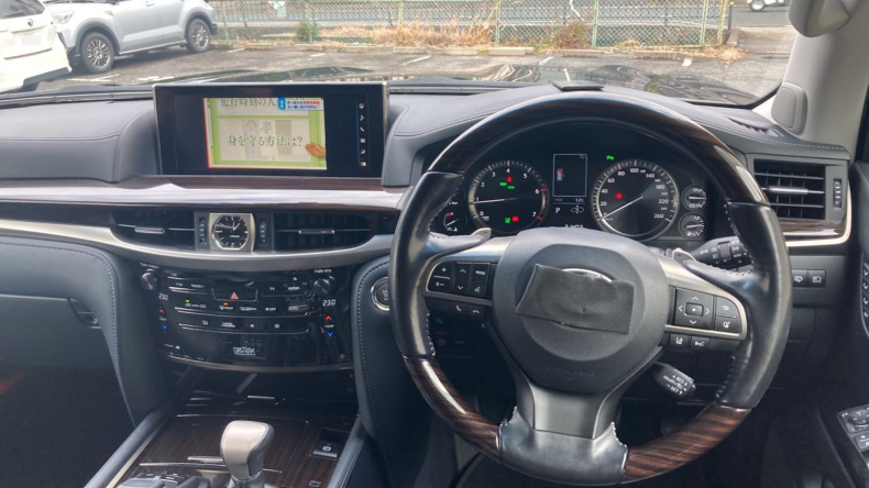 内装インパネ全体