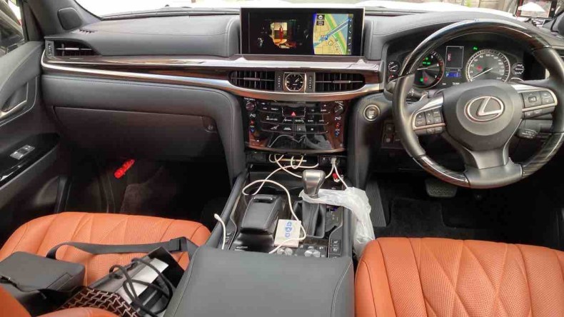 内装インパネ全体