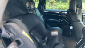 内装後方シート