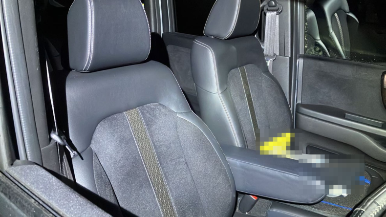 内装前方シート