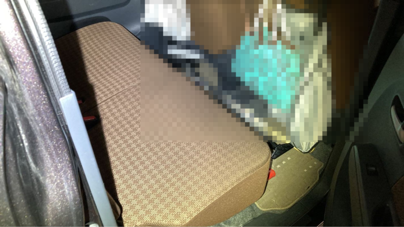 内装後方シート