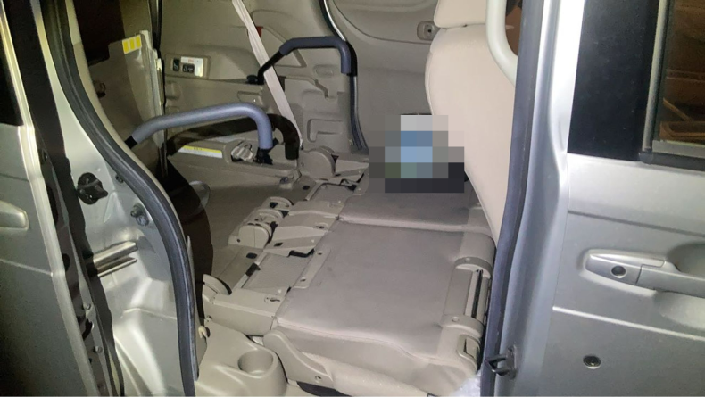 内装後方シート