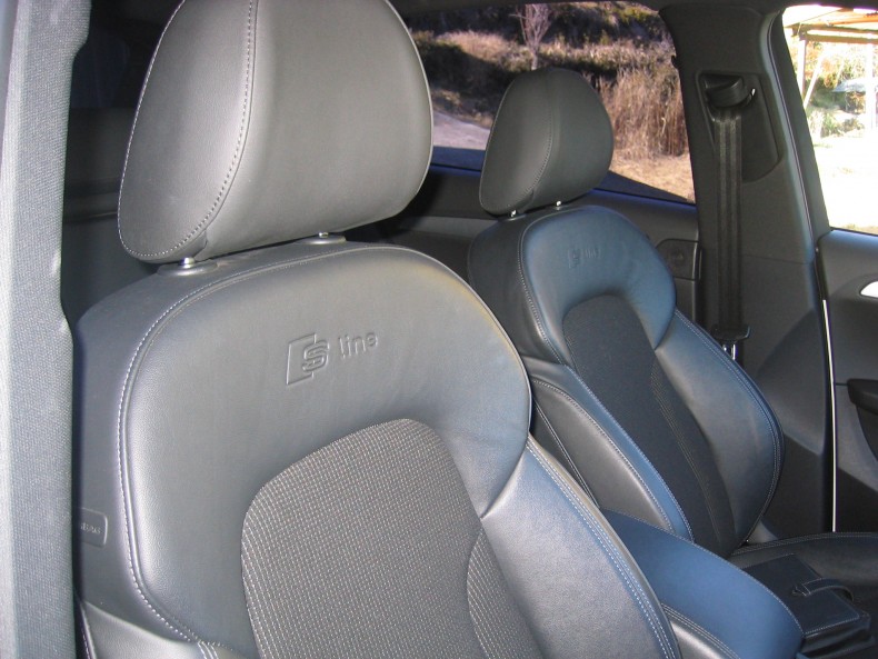 内装前方シート