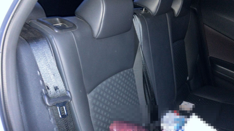 内装後方シート