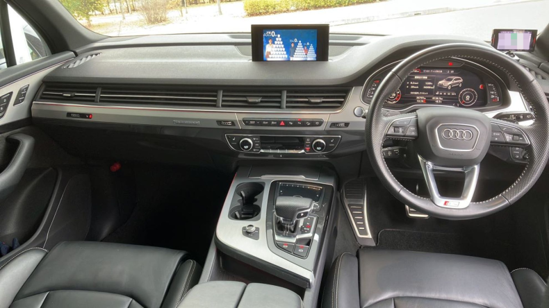 内装インパネ全体