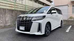 トヨタ/アルファード-170112