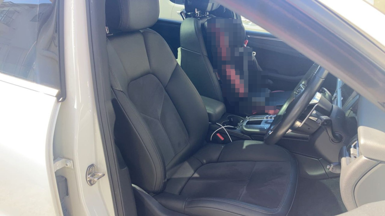 内装前方シート