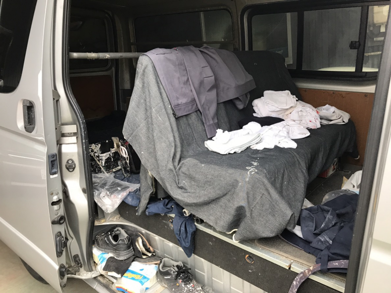 内装後方シート