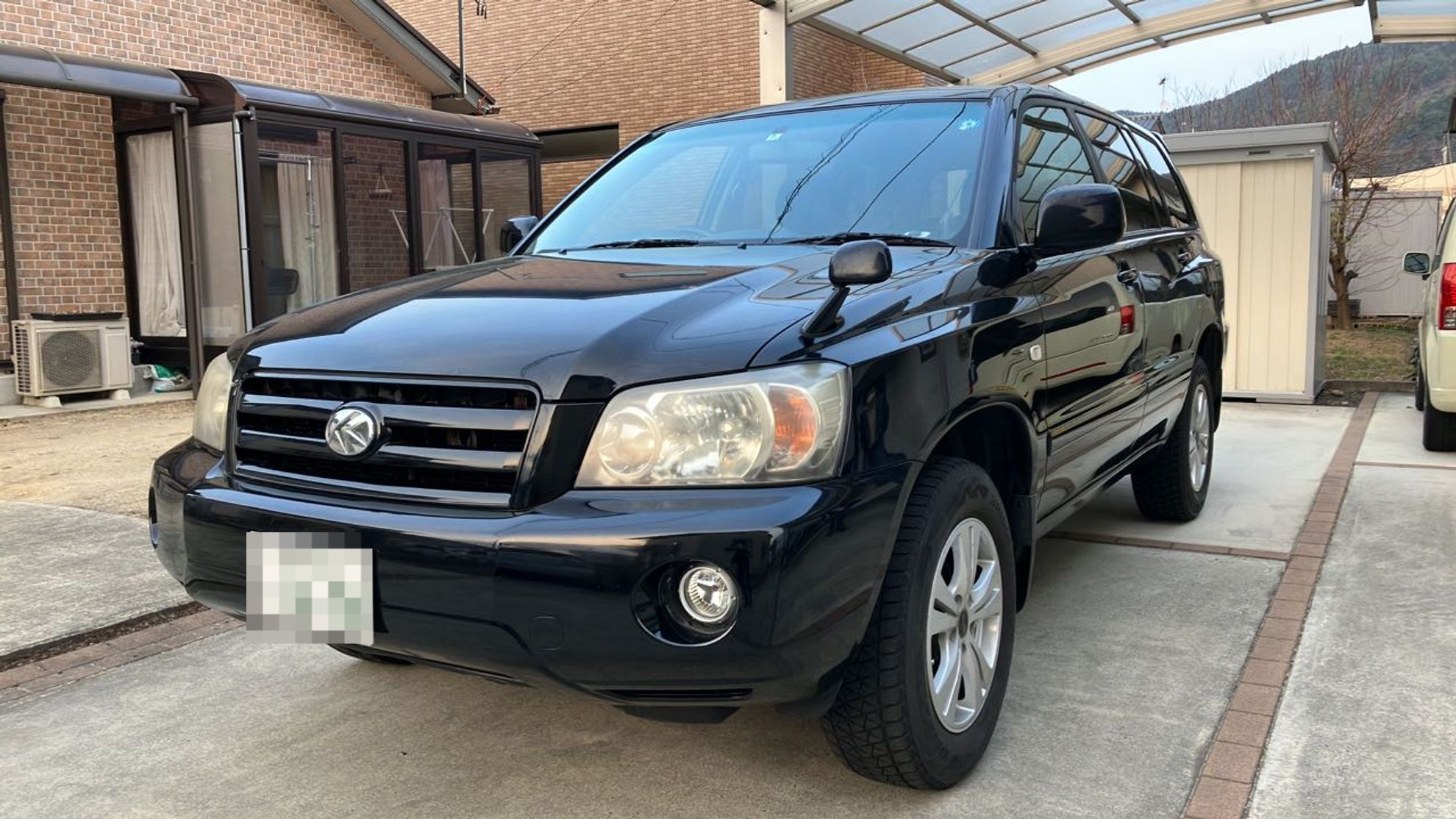 トヨタ　クルーガーＬの車種サムネイル画像