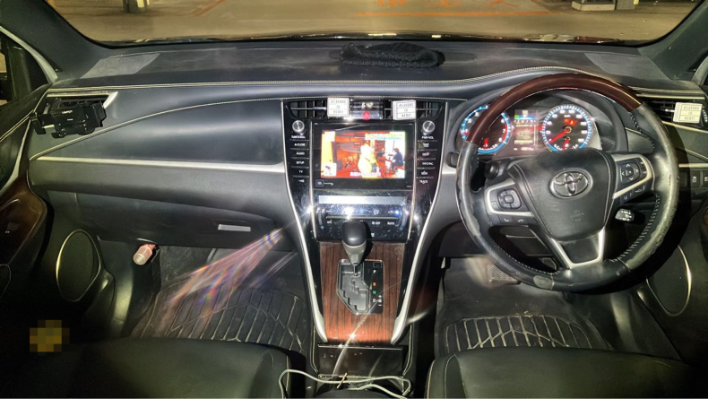 内装インパネ全体