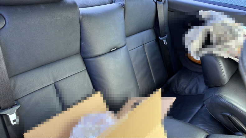 内装後方シート