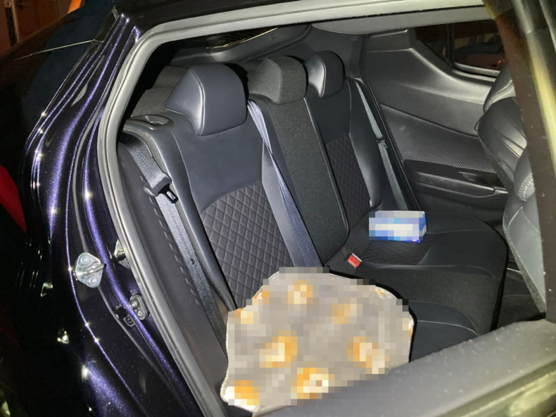 内装後方シート