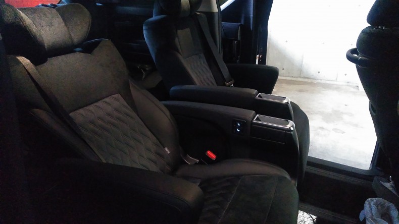 内装前方シート