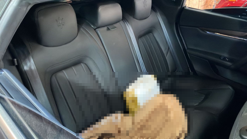 内装後方シート